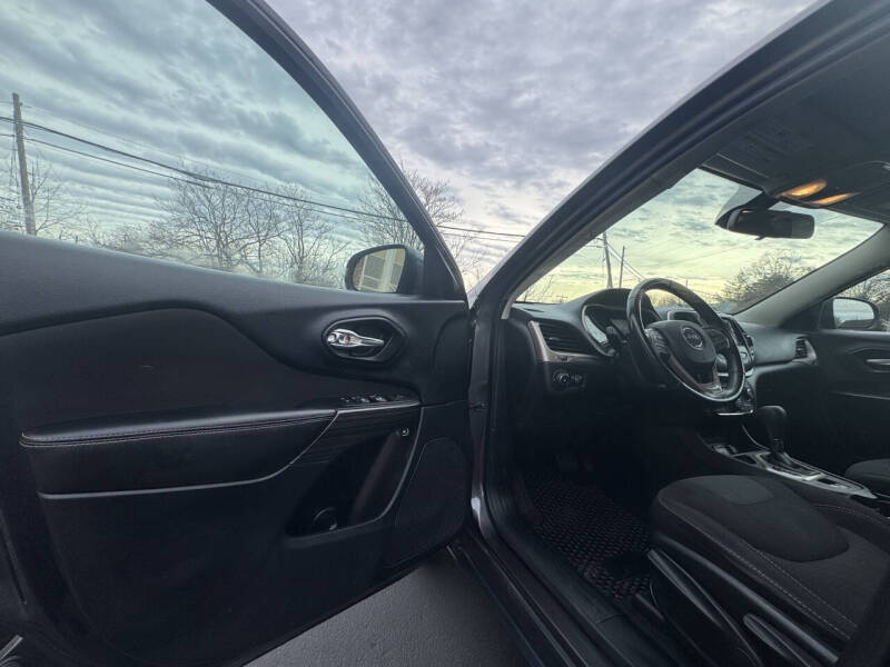 2017 Jeep Cherokee Latitude