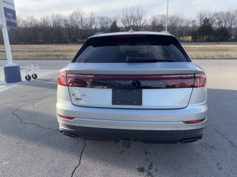 2025 Audi Q8 quattro Premium 55 TFSI