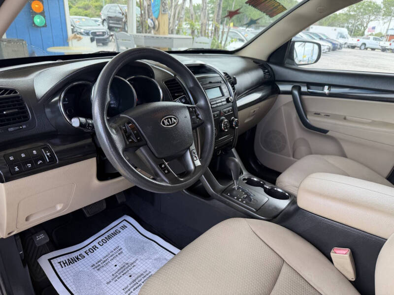 2012 Kia Sorento LX