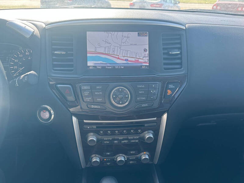 2015 Nissan Pathfinder SL