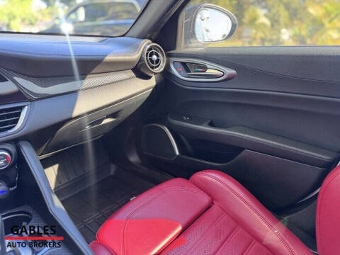 2023 Alfa Romeo Giulia Veloce