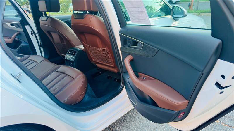 2019 Audi A4 quattro Premium Plus 45 TFSI