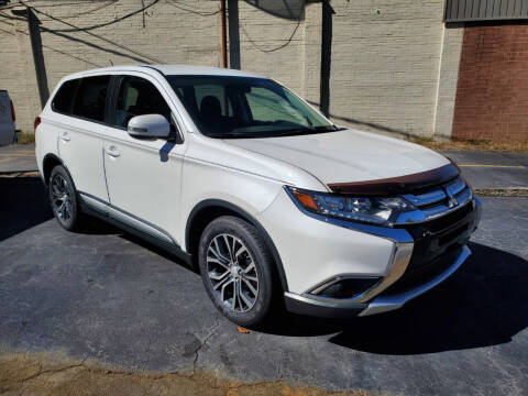 2016 Mitsubishi Outlander for sale at John's Used Cars in Hickory NC