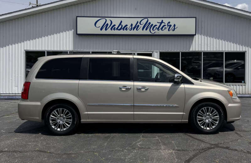 2013 Chrysler Town and Country for sale at Wabash Motors in Terre Haute IN