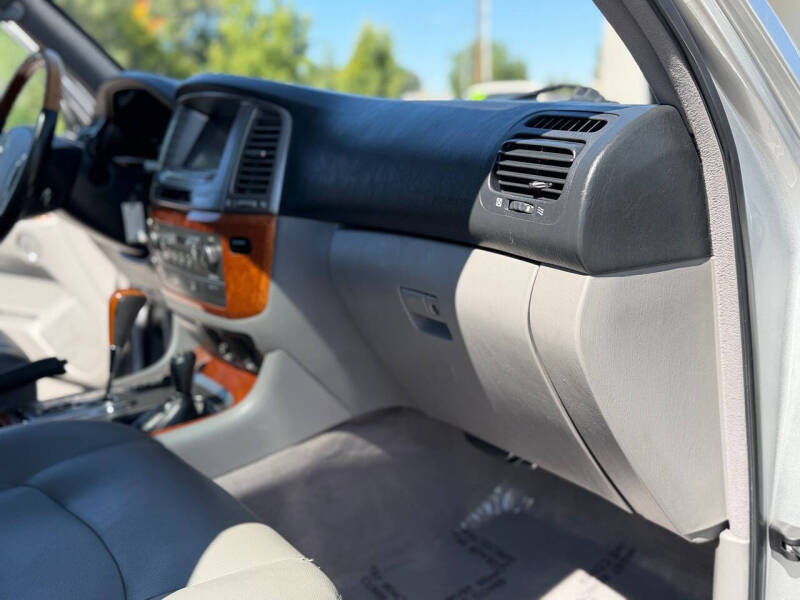 2006 Lexus LX 470