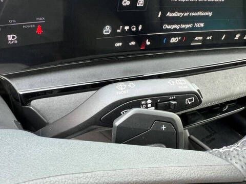 2025 Audi SQ6 e-tron quattro Prestige