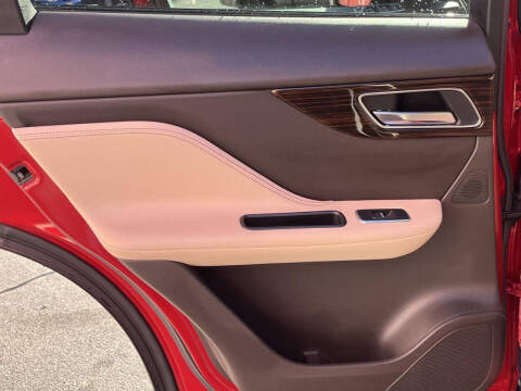 2018 Jaguar F-PACE 35t Prestige