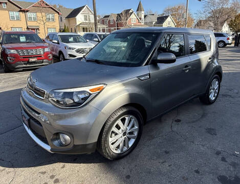 2017 Kia Soul +