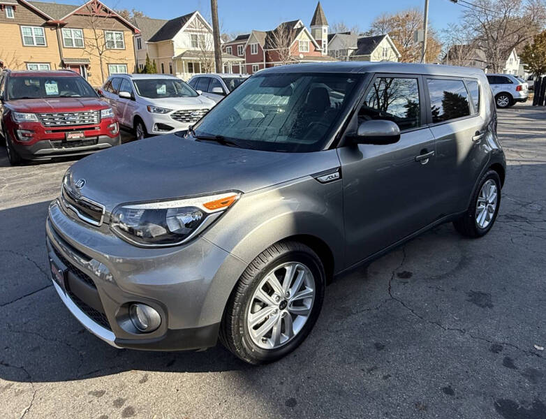 2017 Kia Soul +