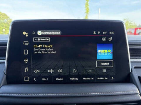 2023 GMC Yukon XL SLT