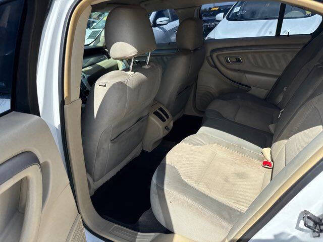 2015 Ford Taurus SEL