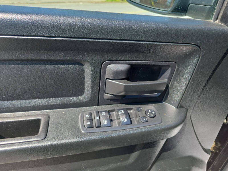 2017 RAM 1500 Express