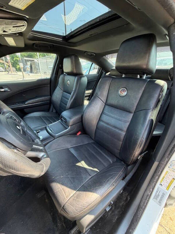 2014 Dodge Charger SXT