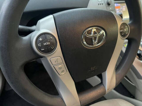 2014 Toyota Prius Five