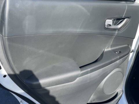 2023 Hyundai Kona Electric SE