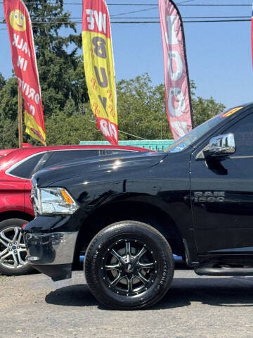 2013 RAM 1500 SLT