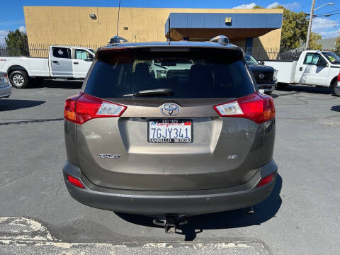 2014 Toyota RAV4 LE