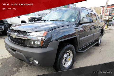 2003 Chevrolet Avalanche for sale at VITALI AUTO EXCHANGE in Johnson City NY
