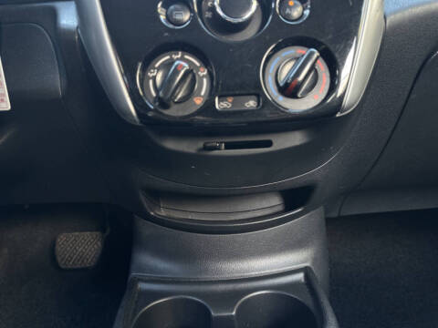 2015 Nissan Versa Note SV