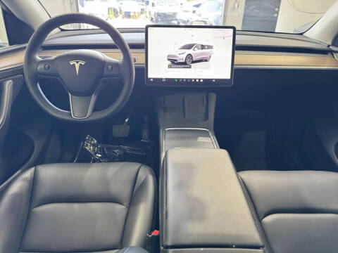 2025 Tesla Model Y Long Range