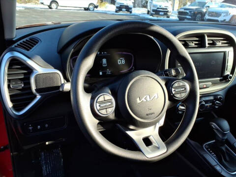 2023 Kia Soul LX