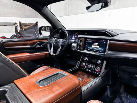 2023 GMC Yukon XL Denali Ultimate