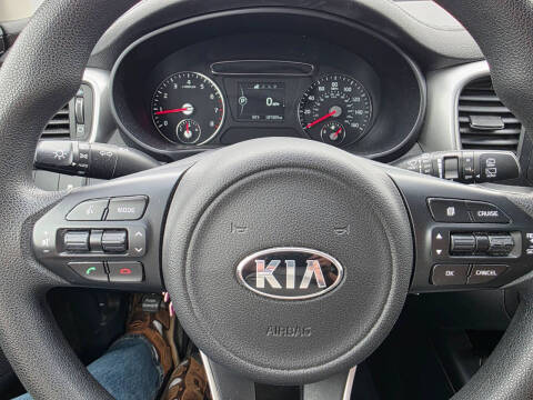 2017 Kia Sorento LX