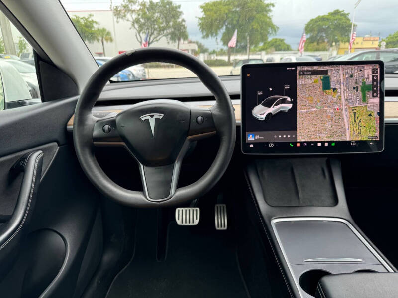 2022 Tesla Model Y Performance photo 21