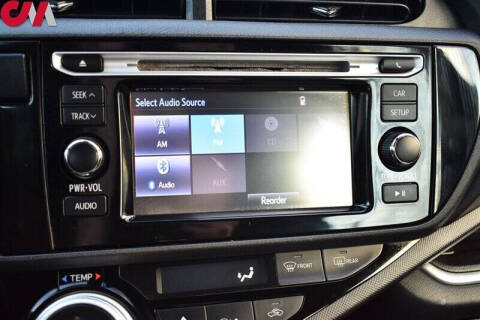 2017 Toyota Prius c One