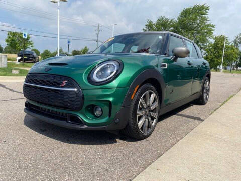 2023 MINI Clubman Classic Cooper S ALL4 Photo