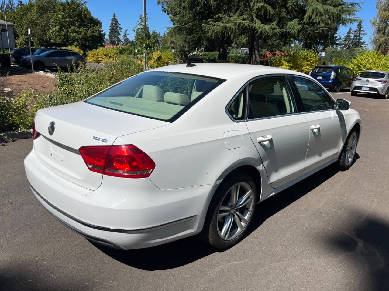 2014 Volkswagen Passat for sale at E & A MOTORS in Portland, OR