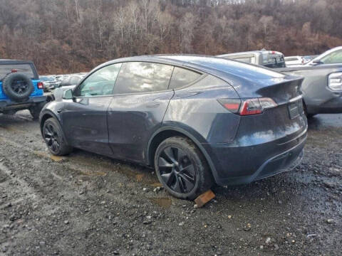 2025 Tesla Model Y Long Range