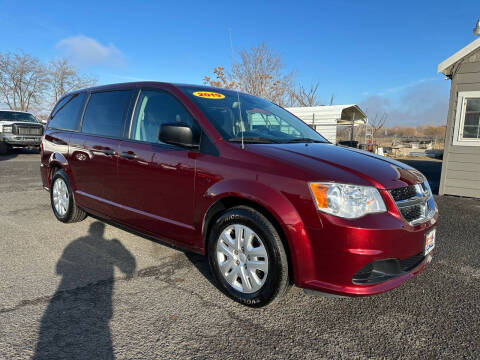 2019 Dodge Grand Caravan for sale at GILBERT MOTORS USA LLC in Union Gap WA