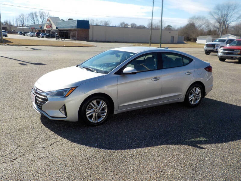 2019 Hyundai Elantra for sale at Young's Motor Company Inc. in Benson NC