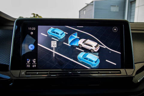 2024 Volkswagen Atlas Cross Sport SEL R-Line 4Motion