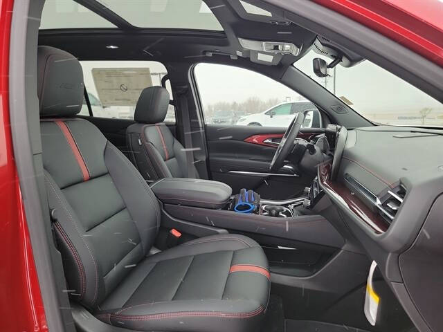 2025 Chevrolet Traverse RS