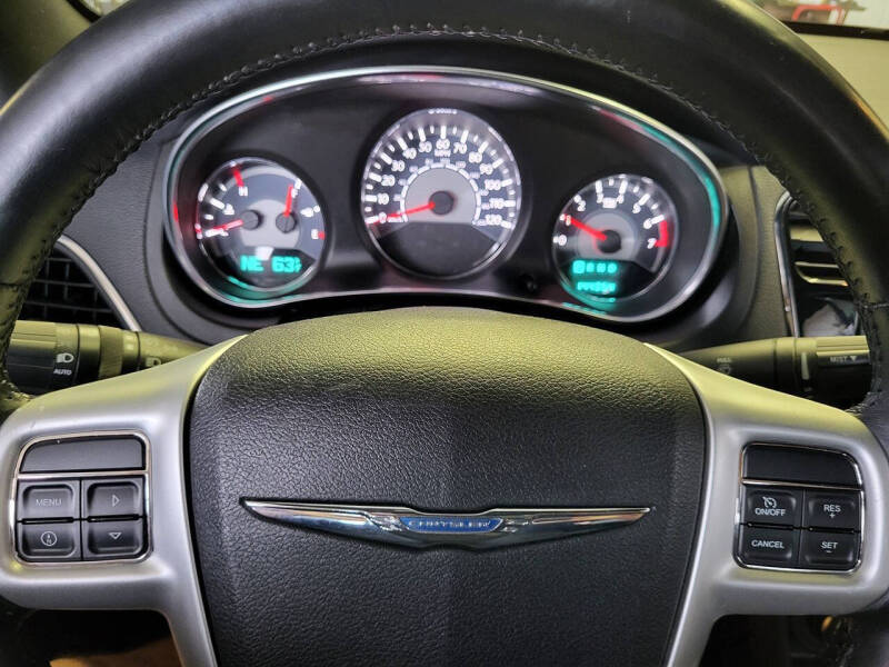 2014 Chrysler 200 Touring