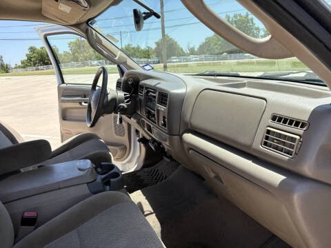 2003 Ford Excursion XLT
