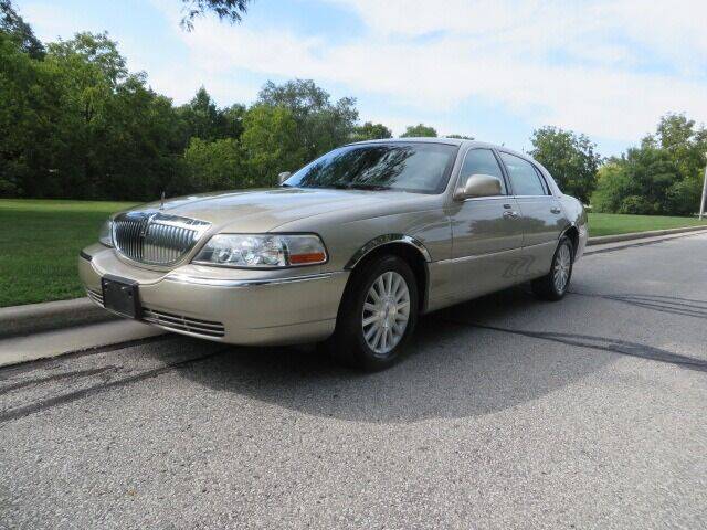 2004 Lincoln Town Car for sale at EZ Motorcars in West Allis WI