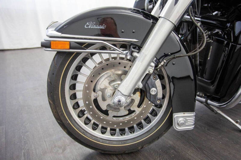 2010 Harley-Davidson FLHTC