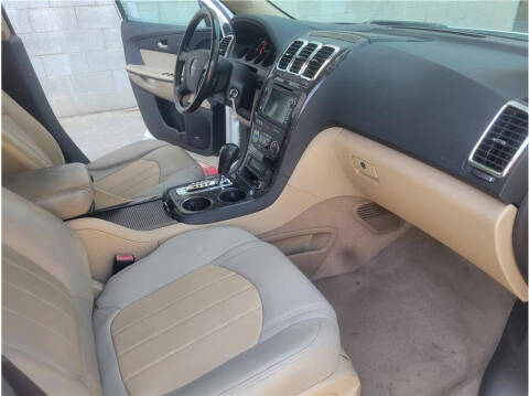 2011 GMC Acadia Denali