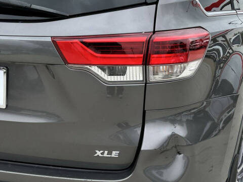 2017 Toyota Highlander XLE