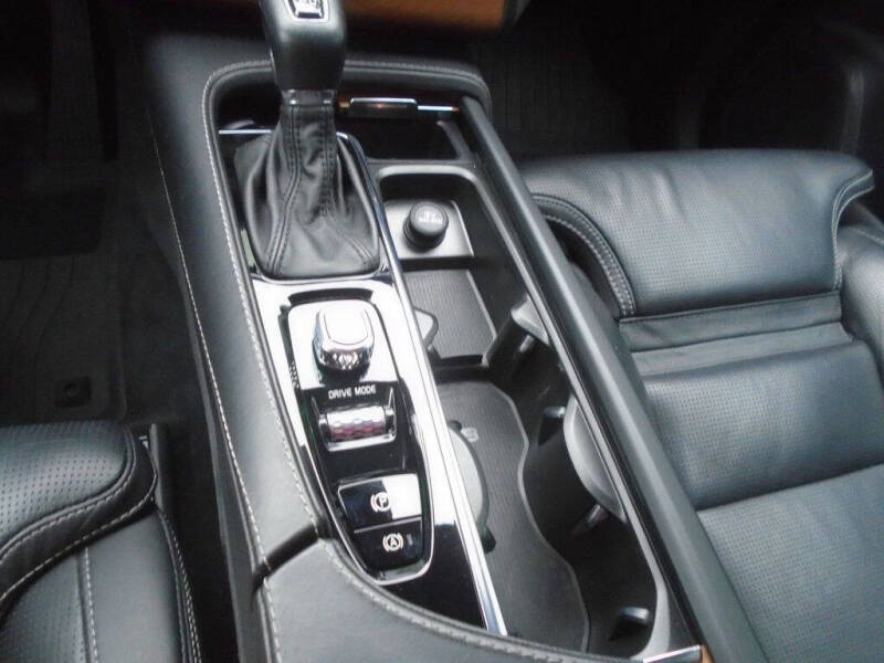 2018 Volvo XC90 T6 Inscription