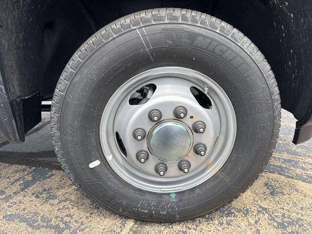 2025 GMC Sierra 3500HD CC Pro