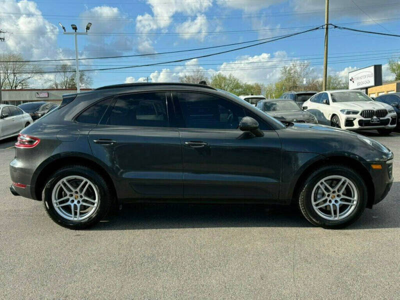 2017 Porsche Macan