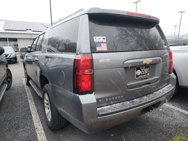 Used 2019 Chevrolet Suburban LT with VIN 1GNSKHKC8KR279339 for sale in Hazard, KY