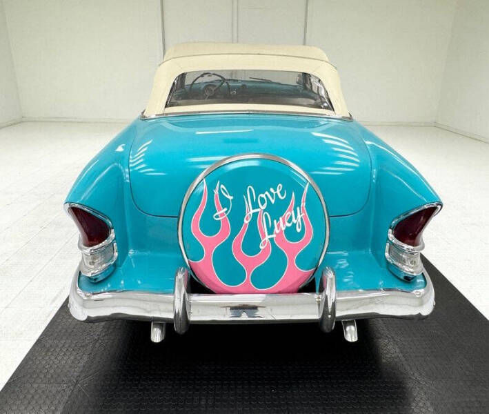 1953 Ford Sunliner