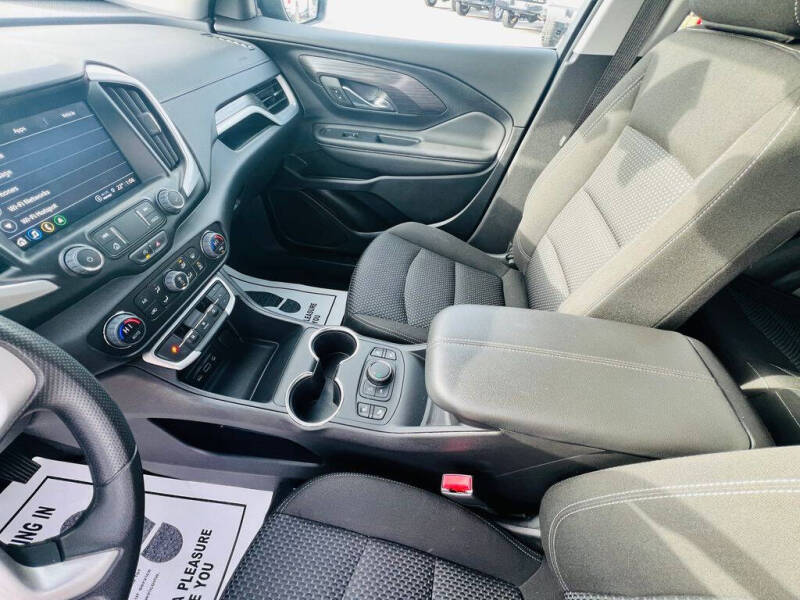 2024 GMC Terrain SLE