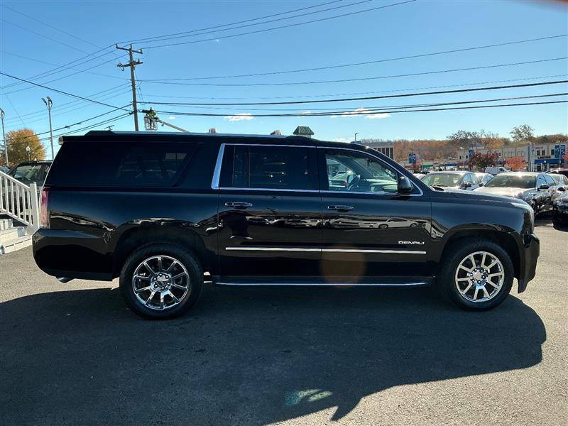 2017 GMC Yukon XL Denali