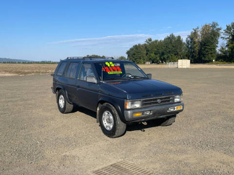 1995 Nissan Pathfinder for sale at Car Safari LLC in Independence OR
